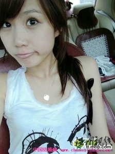 校雞門鐘莉穎私家照看出這是個低俗女人