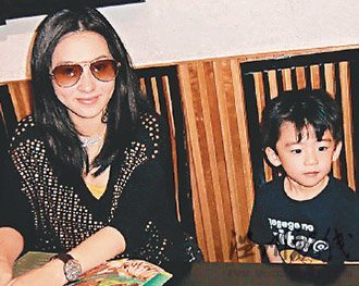 張柏芝產后新照網絡瘋傳 恢復苗條僅少許胖態