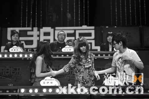 江小魚狂批拜金女蔑視草根階層。