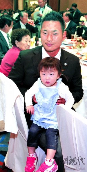 鄭大世想學(xué)小貝進娛樂圈目標(biāo)娶“Nobody”演唱者