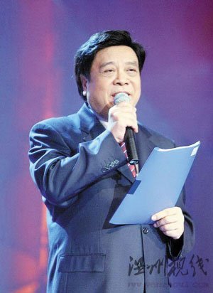 68歲趙忠祥返《動物世界》 每日錄央視三檔節目