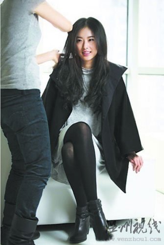 “翟凌門”女主角高調復出 不雅內衣有蹊蹺