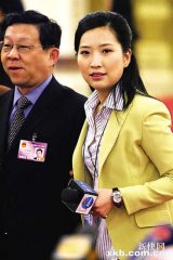 <b>挽部長美女記者系人大新聞中心指派 經過3年策劃</b>