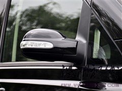 奔馳 福建戴姆勒 唯雅諾 2010款 2.5l 尊貴版