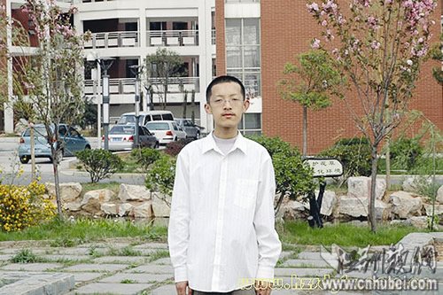 北大湖北籍天才學子古剎修行 拒美國名校邀請(組圖)