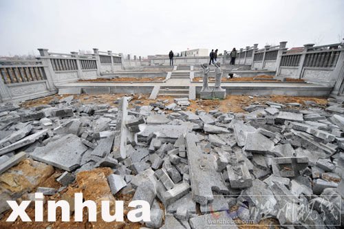 中國網事:網曝武漢豪華“活人墓”已被拆除[圖]
