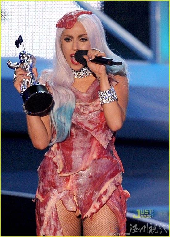 lady gaga mv音樂錄影帶大獎頒獎禮 lady gaga 肉片裝有點血腥感覺