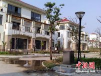 河南信陽市廳級別墅群至今未處理