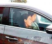 謝賢回應(yīng)張柏芝謝霆鋒已離婚的傳聞：我沒(méi)聽(tīng)說(shuō)