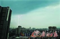 佛山龍卷風－廣東佛山龍卷風襲擊 已致4人遇難