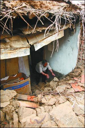 暴雨冰雹落下 內蒙古克什克騰旗多處民房倒塌