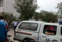 北大新生宿舍內自殺 家長否認北大新生自殺原因是做