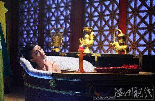 唐宮美人天下楊冪全裸洗澡