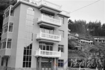 溫州市永嘉縣橋下鎮上朱山村 深山別墅無人住