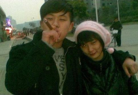 周巖的親密照片