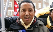 全球變暖造成珠穆朗瑪峰冰雪融化 攀登珠穆朗瑪峰更