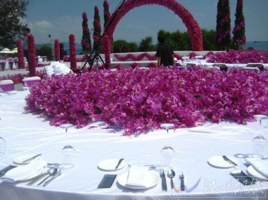 白菜價買國有礦,山西煤老板邢利斌8000萬買興無煤礦發家,七千萬嫁女名聞天下。