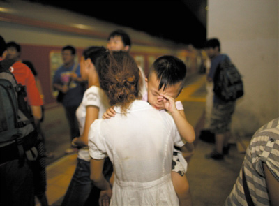 受暴雨影響道路中斷 濟南多游客受困河北野三坡