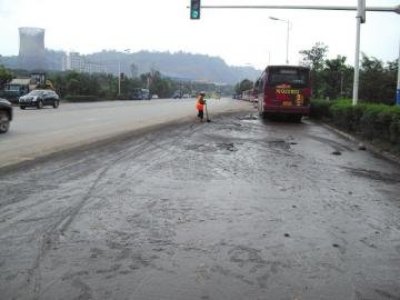 宜賓二二四車禍