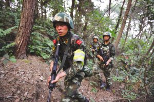 重慶警方圍捕周克華已經2天周克華仍在逃