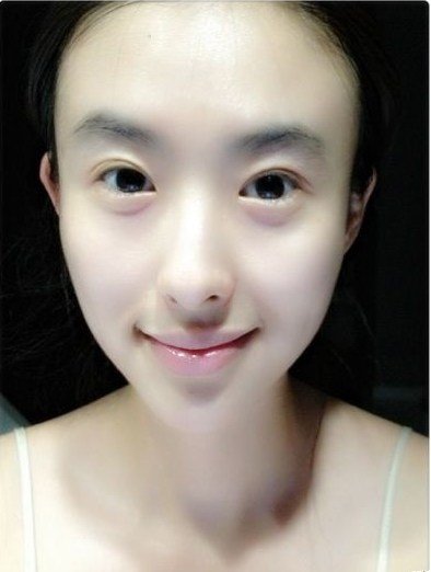 翟凌翟凌素顏照