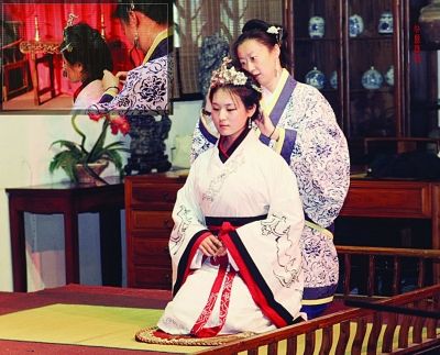 蘇州大學女生秦亞文穿漢服上課，漢服女孩秦亞文癡迷漢服的華美