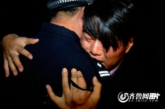 無腿歌手陳州有一顆感恩的心