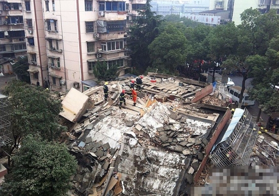 寧波樓房倒塌