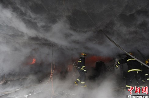 哈爾濱服裝城著火