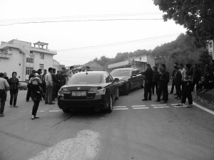 永嘉縣沙頭鎮霞川村諸永高速公路和S223省道三岔路口老虎坡