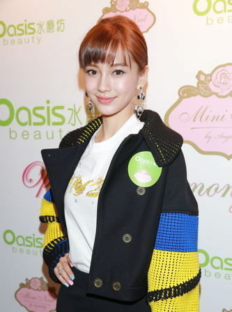 楊穎拒談男友黃曉明