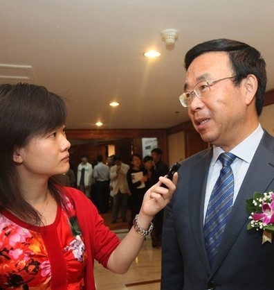 山東原副省長黃勝46情婦