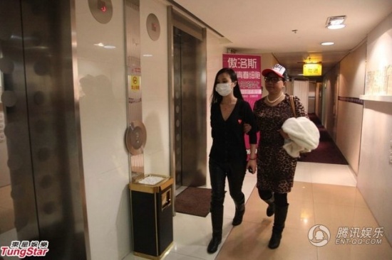 干露露毀容，干露露疑被捉奸被打遭毀容