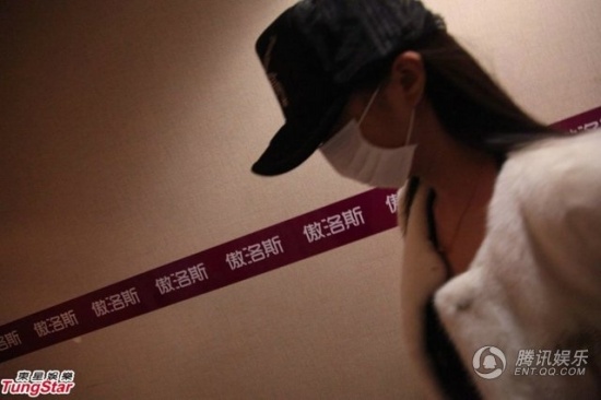 干露露毀容，干露露疑被捉奸被打遭毀容