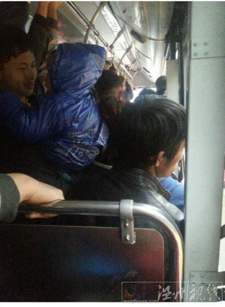 溫州公交車人擠為患