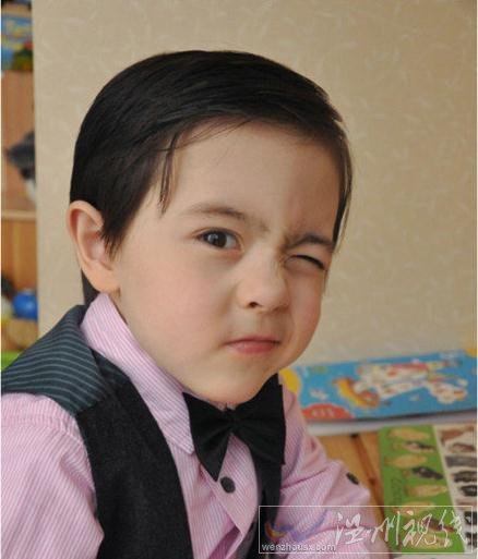 中美混血兒Alex是誰