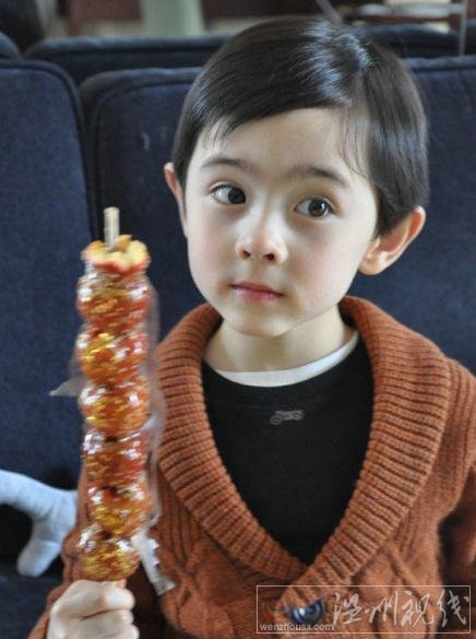 中美混血兒Alex是誰