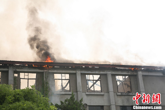 西安交大老校區著火