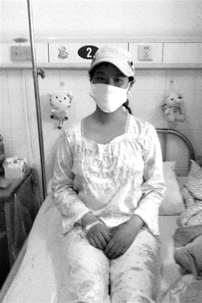 住院治療的殷舒總會偷偷哭泣