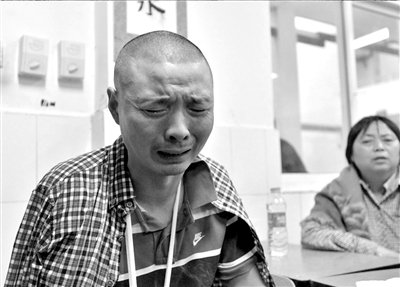 四川暴雨引發洪水泥石流和山體滑坡等災害