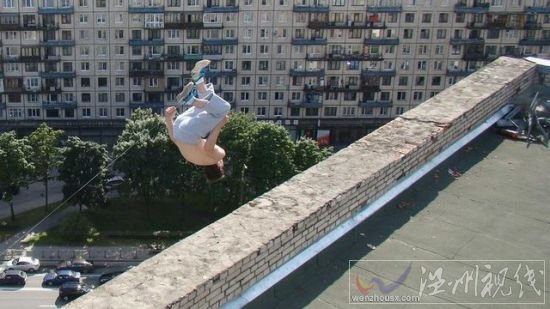 俄羅斯跑酷者16層墜樓身亡