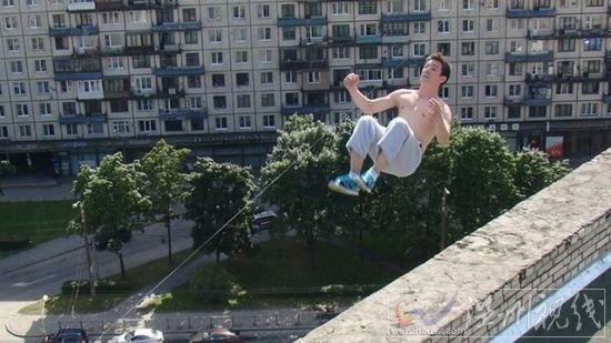俄羅斯跑酷者16層墜樓身亡