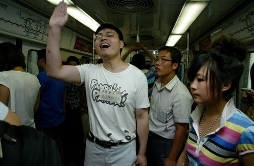 網絡推手楊秀宇網名立二拆四，網絡推手秦志暉網名秦火火被刑拘