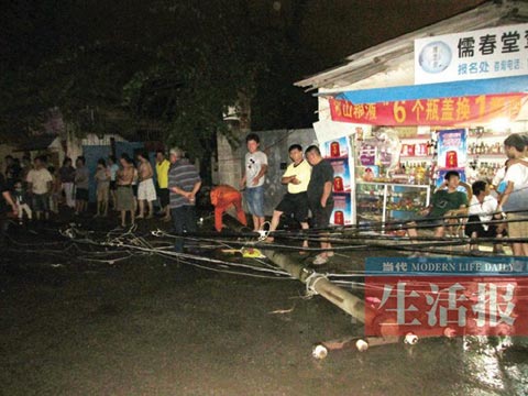 3日南寧迎來今年首次大暴雨 雨水暫時澆滅高溫