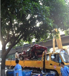 廣州江灣大橋車禍現場圖片