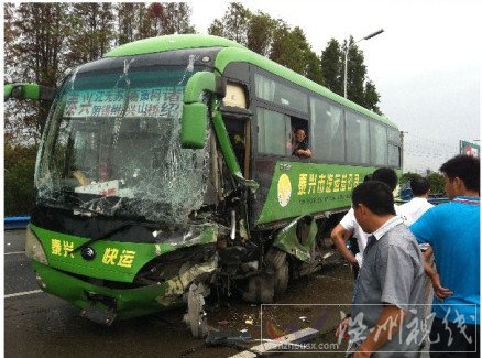 紹興柯橋特大車禍現(xiàn)場(chǎng)圖片