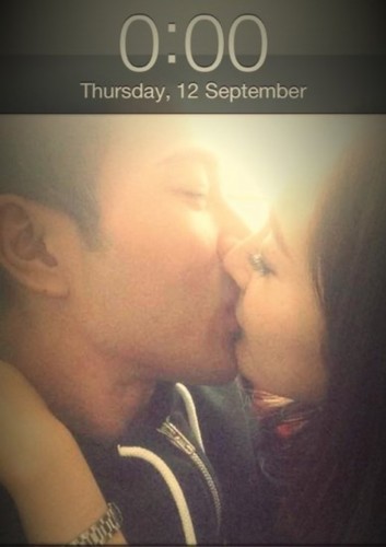  楊冪劉愷威舌吻照 