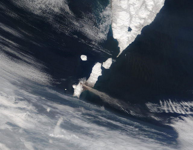 火山噴發太空俯瞰圖