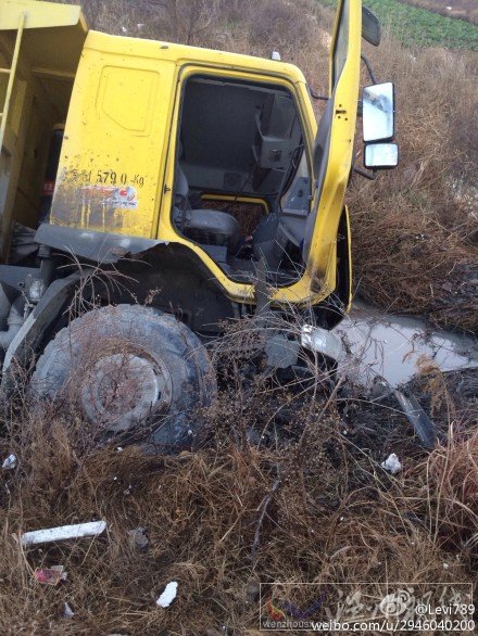 龍港時代大道二河段車禍現場圖片