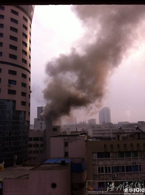 金華人民路迪爾啤酒城附近火災(zāi)